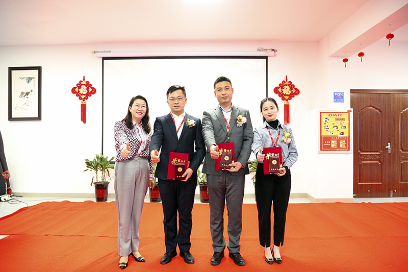 97622娱乐电子游戏科技隆重举行2021年度颁奖典礼暨第五届97622娱乐电子游戏英才奖颁奖盛典