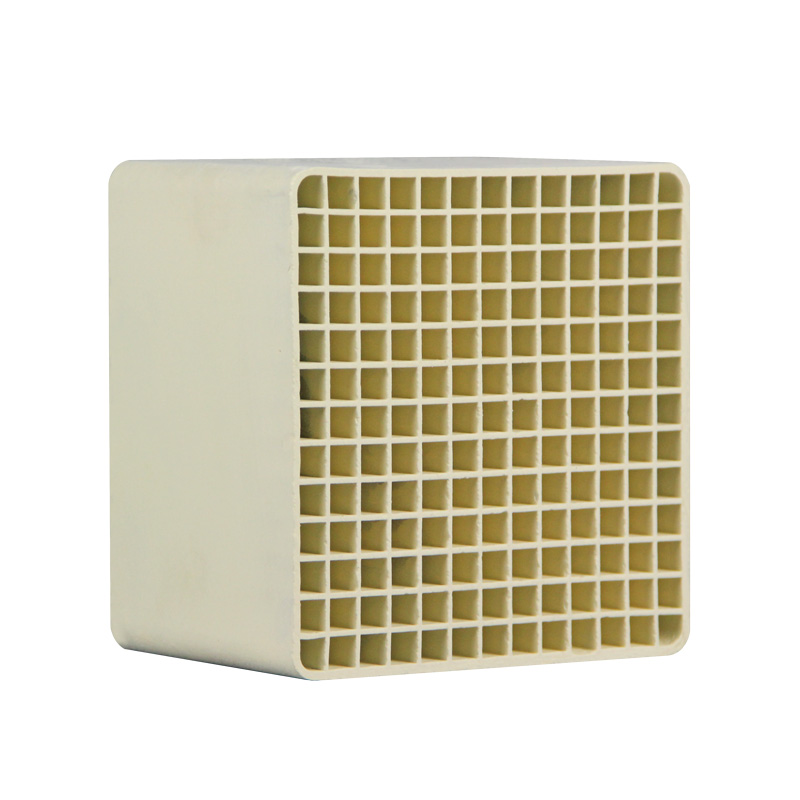 脱硝催化剂多少钱一吨？脱硝催化剂的价格是多少？