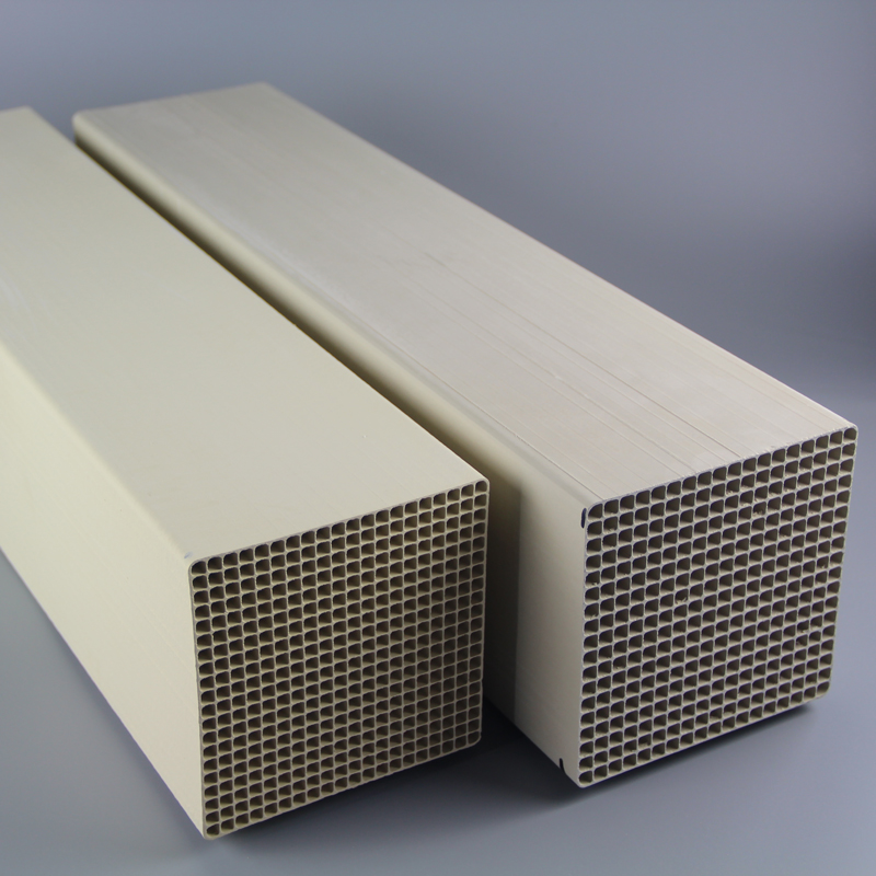 脱硝催化剂一方多少钱，电厂脱硝用什么催化剂